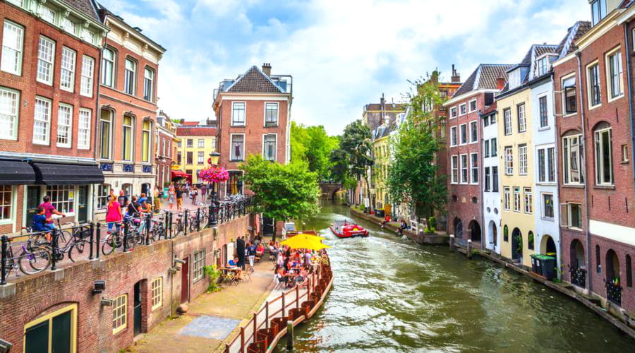 Top car rental options in Utrecht